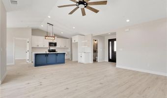 22562 Houston St, Apple Valley, CA 92308