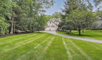 10 Owl Tree Ln, East Greenwich, RI 02818