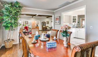8101 Brownsville Ln, Bethany, OK 73008