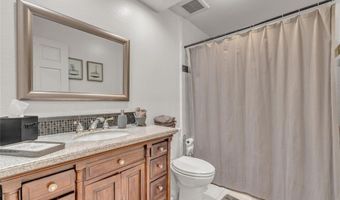 6066 Lake Lindero Dr, Agoura Hills, CA 91301