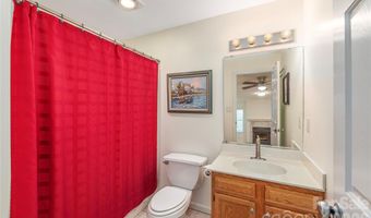 602 Hidden Springs Dr, Asheville, NC 28804