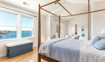 56 Marine Dr, Narragansett, RI 02882