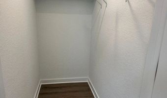 182 Peeps Ct, Adkins, TX 78101