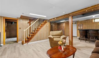 28 Alton Ave, Cumberland, RI 02864