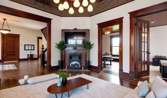 503 Mcnatt Ave, Aurora, MO 65605