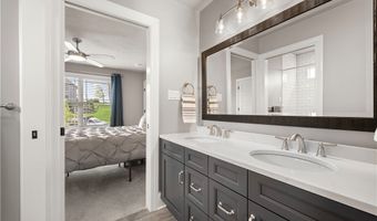 131 Woodford Dr, Adams Twp., PA 16033