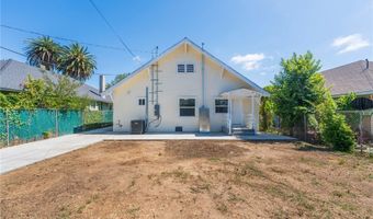 2041 W 29th Pl, Los Angeles, CA 90018