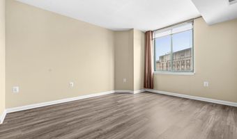 851 N GLEBE Rd 1419, Arlington, VA 22203
