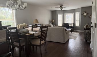102 Beckman Dr, Altoona, PA 16602