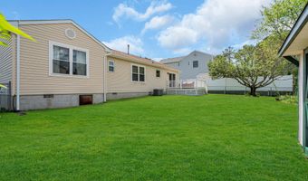 1444 Mermaid Ave, Beachwood, NJ 08722