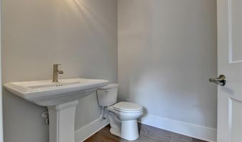 375 Chiswick Cir, Alpharetta, GA 30009