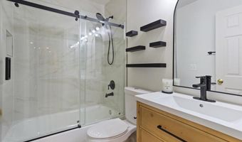 42855 CHATELAIN Cir, Ashburn, VA 20148