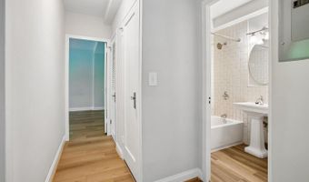 1600 PRESTON Rd, Alexandria, VA 22302