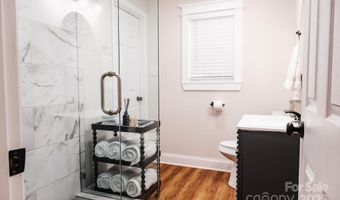 2230 Markham Ct, Charlotte, NC 28205