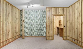 3342 Dumont Lake Dr, Allegan, MI 49010