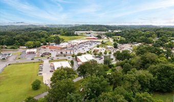 618 Oak St, Athens, TN 37303