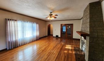 303 N Bluff Ave, Anthony, KS 67003