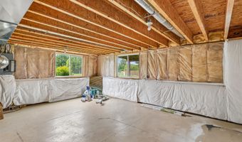 4704 NE Hayes Dr, Ankeny, IA 50021