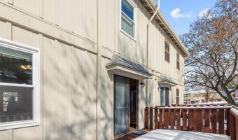 13338 Hiddendale Ln, Ballwin, MO 63021