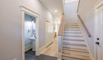 1036 Cummings St 1, Abingdon, VA 24211