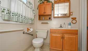1266 Pitkin Ave, Akron, OH 44310