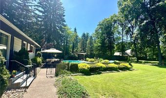 7720 Rice Rd, Amherst, OH 44001