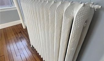 9 Sherman St 1L, Newport, RI 02840