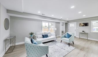 5209 10TH Pl S, Arlington, VA 22204