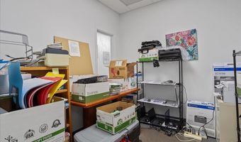 1007 E LINCOLNWAY, Cheyenne, WY 82001