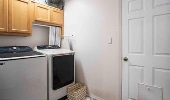 1012 VALLEY VIEW Dr, Bloomfield, NM 87413