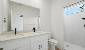 1665 N Grayhawk Dr, Basehor, KS 66007