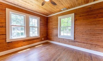 251 W Mark St, Batesville, AR 72501