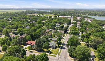 1002 Cedar St, Alexandria, MN 56308