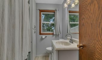 105 Barracuda Ave SE, Avon, MN 56310