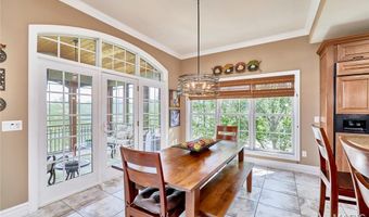 259 Meadowbrook Country Club Est, Ballwin, MO 63011