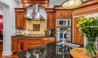 4075 NW CAMALA Dr, Albany, OR 97321