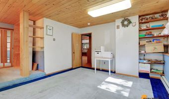 8210 Sundi Dr, Anchorage, AK 99502