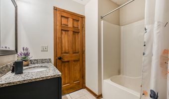 1404 Mahony Ct, Indianapolis, IN 46217