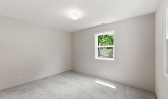 1203 Superior Dr, Auburn, IN 46706