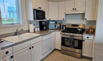 555 N Maryland Ave, Atlantic City, NJ 08401