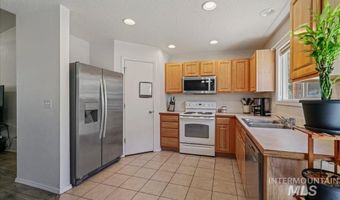 3204 Arcadian Dr, Caldwell, ID 83605
