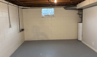 2894 Park, Adrian, MI 49221