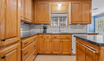 1740 Tiverton, Ardmore, OK 73401
