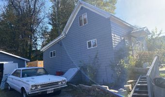 30 Smith St, Auburn, ME 04210