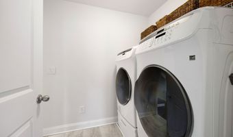 220 Briar Holw, Woodstock, GA 30188
