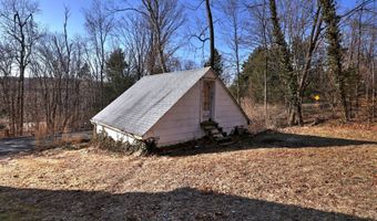 298 Wooding Hill Rd, Bethany, CT 06524