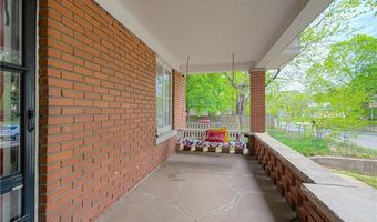 1208 N MAIN St, Independence, MO 64050