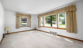167 S Leavitt Rd, Amherst, OH 44001