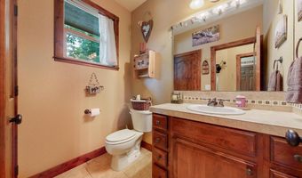 1030 5th St, Berthoud, CO 80513