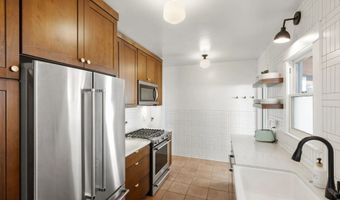 534 E 9th Ave, Escondido, CA 92025